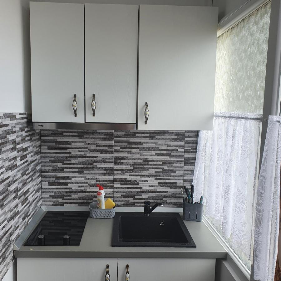 Sendy Apartment Orşova Exterior foto